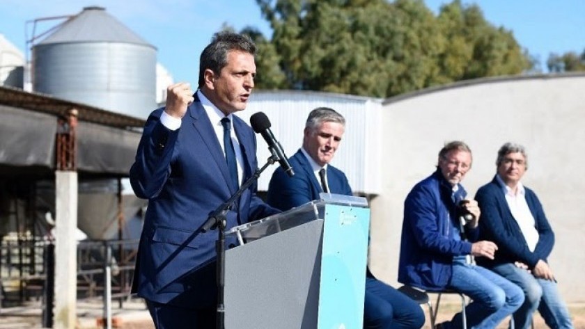 Massa: 