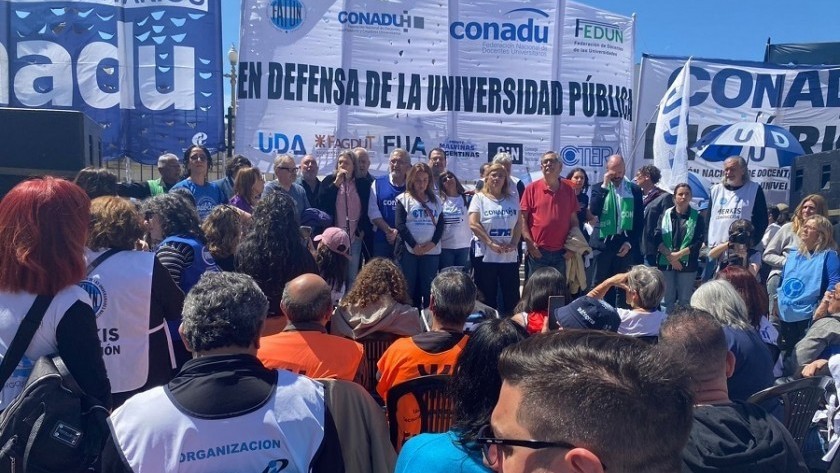 El Frente Sindical de Universidades Nacionales lanzó un paro para este jueves